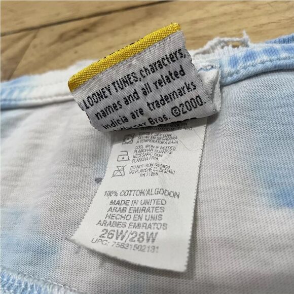 Vtg 2000 LOONEY TUNES Tazmanian Devil Wild Heart Taz Shirt Womens 26W/28W TieDye - Picture 6 of 16